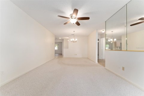 Villa ou maison à vendre à Ocala, Floride: 2 chambres, 112.88 m2 № 1907473 - photo 15