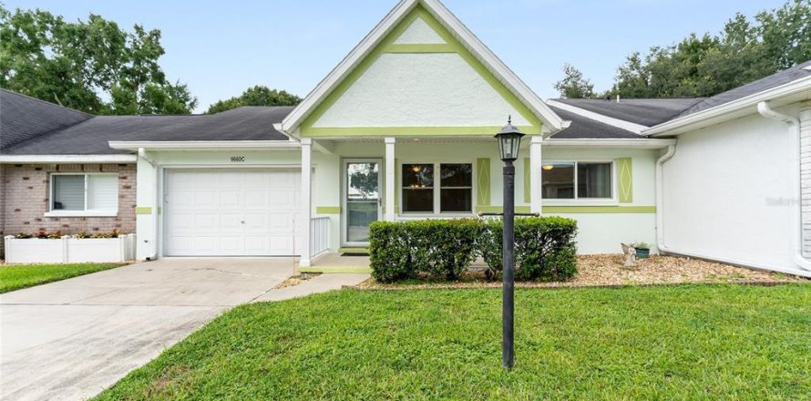 Villa ou maison à Ocala, Floride 2 chambres, 112.88 m2 № 1907473