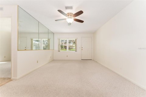 Villa ou maison à vendre à Ocala, Floride: 2 chambres, 112.88 m2 № 1907473 - photo 16