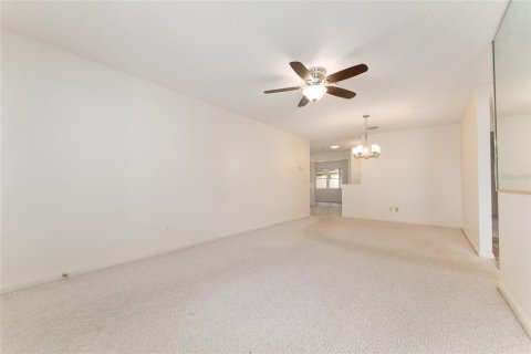 Villa ou maison à vendre à Ocala, Floride: 2 chambres, 112.88 m2 № 1907473 - photo 13