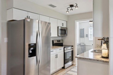 Villa ou maison à vendre à Babson Park, Floride: 3 chambres, 108.42 m2 № 2296872 - photo 7