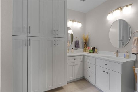 Condominio en venta en Kissimmee, Florida, 1 dormitorio, 99.68 m2 № 1826150 - foto 15