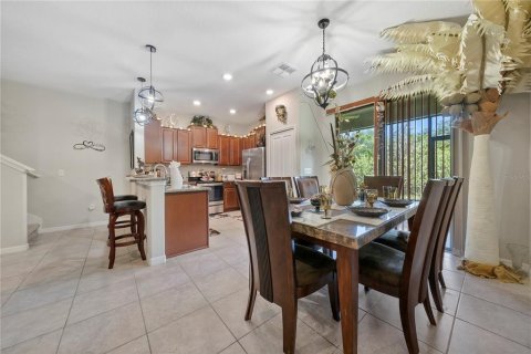 Townhouse in Sun City Center, Florida 3 bedrooms, 158.03 sq.m. № 1817376 - photo 7
