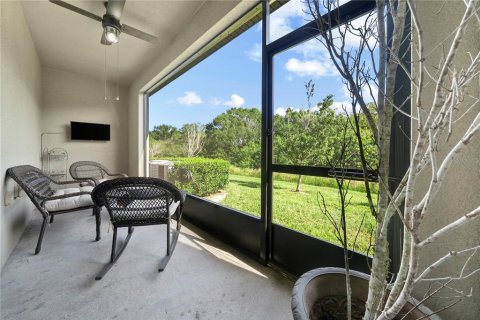 Townhouse in Sun City Center, Florida 3 bedrooms, 158.03 sq.m. № 1817376 - photo 19