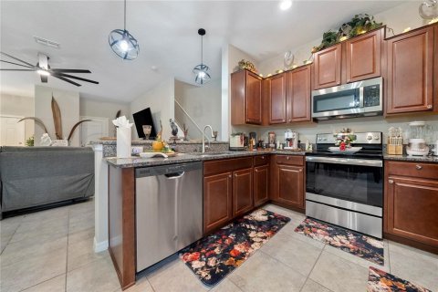 Townhouse in Sun City Center, Florida 3 bedrooms, 158.03 sq.m. № 1817376 - photo 16