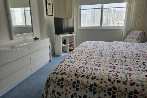 Купить кондоминиум в Санни-Айлс-Бич, Флорида 2 спальни, 125.42м2, № 2050482 - фото 11