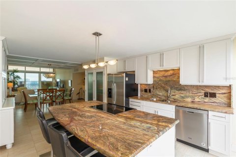 Condominio en venta en Clearwater, Florida, 3 dormitorios, 189.61 m2 № 2104106 - foto 18