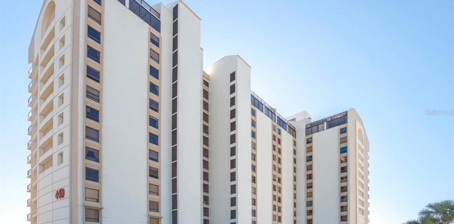Condominio en Clearwater, Florida, 3 dormitorios № 2104106