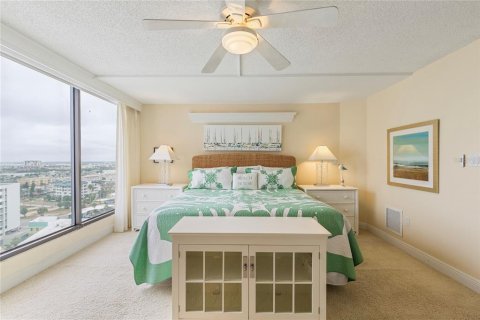 Condominio en venta en Clearwater, Florida, 3 dormitorios, 189.61 m2 № 2104106 - foto 20