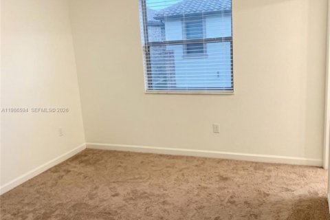 Купить таунхаус в Хомстед, Флорида 3 спальни, 141.58м2, № 2048378 - фото 14