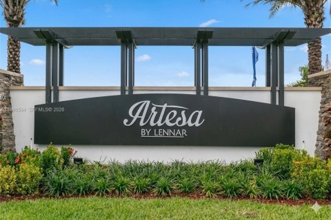 Купить таунхаус в Хомстед, Флорида 3 спальни, 141.58м2, № 2048378 - фото 4