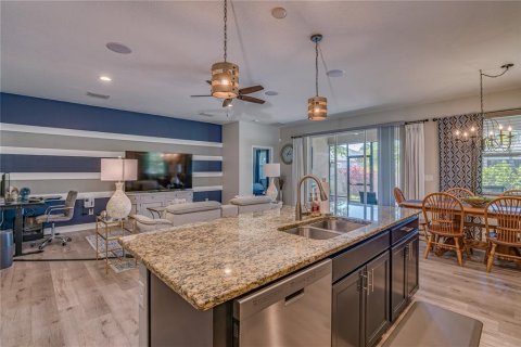 Casa en venta en Apollo Beach, Florida, 4 dormitorios, 191.19 m2 № 1883196 - foto 12