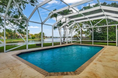 House in Weston, Florida 5 bedrooms, 255.3 sq.m. № 2036189 - photo 30