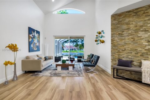 House in Weston, Florida 5 bedrooms, 255.3 sq.m. № 2036189 - photo 8