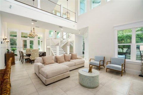 House in Stuart, Florida 6 bedrooms, 304.16 sq.m. № 2180715 - photo 6