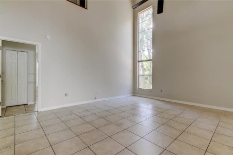Villa ou maison à vendre à Tampa, Floride: 5 chambres, 192.12 m2 № 1679094 - photo 18