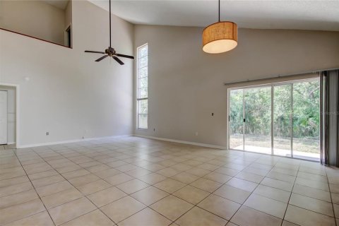 Villa ou maison à vendre à Tampa, Floride: 5 chambres, 192.12 m2 № 1679094 - photo 17
