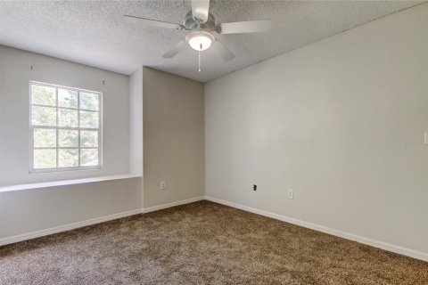 Villa ou maison à vendre à Tampa, Floride: 5 chambres, 192.12 m2 № 1679094 - photo 30