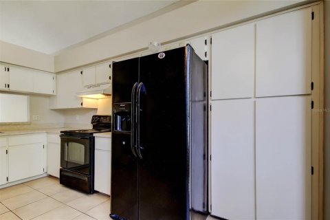 Villa ou maison à vendre à Tampa, Floride: 5 chambres, 192.12 m2 № 1679094 - photo 9
