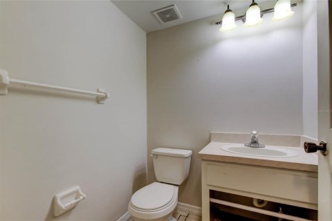 Villa ou maison à vendre à Tampa, Floride: 5 chambres, 192.12 m2 № 1679094 - photo 28