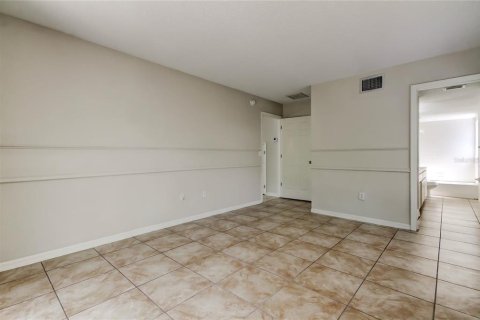 Villa ou maison à vendre à Tampa, Floride: 5 chambres, 192.12 m2 № 1679094 - photo 24