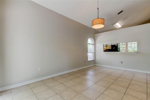 Villa ou maison à vendre à Tampa, Floride: 5 chambres, 192.12 m2 № 1679094 - photo 14