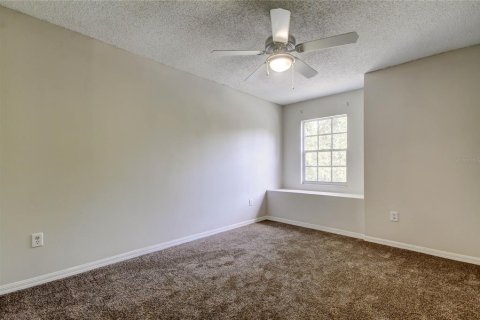 Villa ou maison à vendre à Tampa, Floride: 5 chambres, 192.12 m2 № 1679094 - photo 29