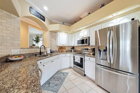 House in Brooksville, Florida 3 bedrooms, 161 sq.m. № 2107977 - photo 12