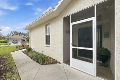 House in Brooksville, Florida 3 bedrooms, 161 sq.m. № 2107977 - photo 3