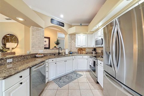 House in Brooksville, Florida 3 bedrooms, 161 sq.m. № 2107977 - photo 13
