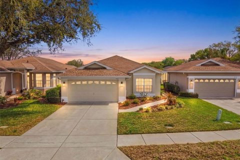 Casa en Spring Hill, Florida 3 dormitorios, 161 m2 № 2107977