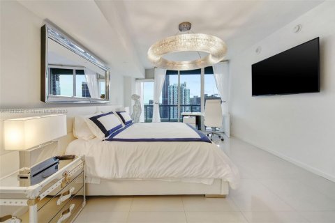 Copropriété à louer à Miami, Floride: 1 chambre, 96.15 m2 № 1935477 - photo 20