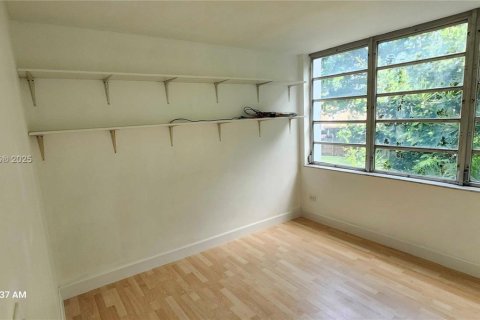 Copropriété à louer à Miami, Floride: 1 chambre, 96.99 m2 № 1949485 - photo 12