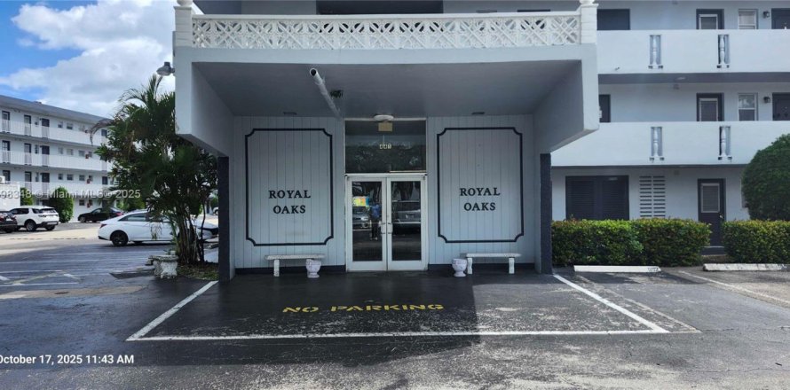 Condo à Miami, Floride, 1 chambre  № 1949485