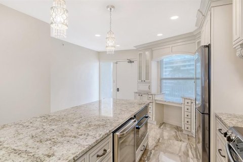 Купить кондоминиум в Сарасота, Флорида 3 комнаты, 136.19м2, № 2285330 - фото 10