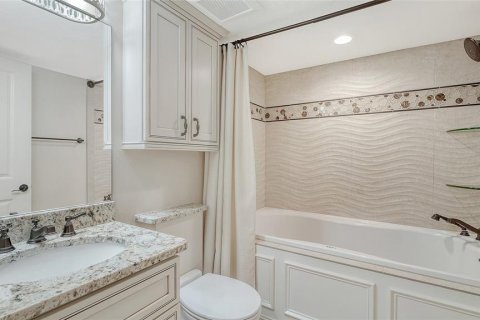 Купить кондоминиум в Сарасота, Флорида 3 комнаты, 136.19м2, № 2285330 - фото 27