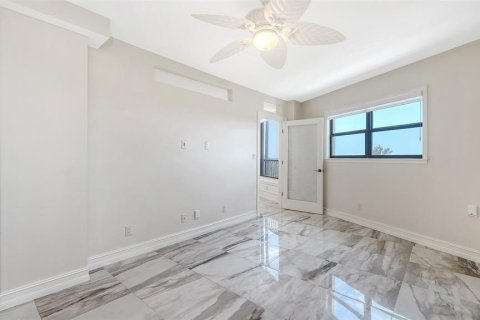 Купить кондоминиум в Сарасота, Флорида 3 комнаты, 136.19м2, № 2285330 - фото 19