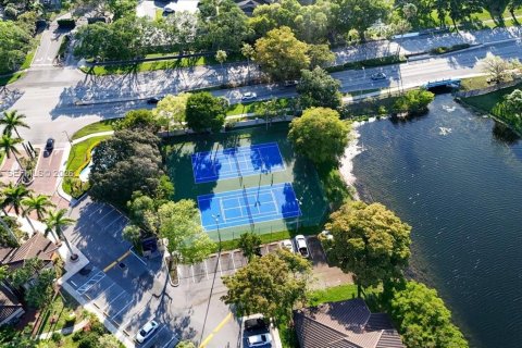 Condo in Sunrise, Florida, 1 bedroom  № 2088412 - photo 20