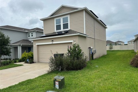 House in Haines City, Florida 3 bedrooms, 171.87 sq.m. № 1767665 - photo 2