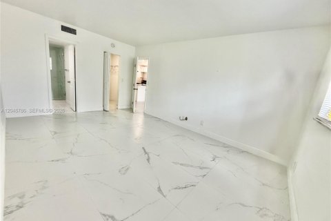 Copropriété à louer à Delray Beach, Floride: 1 chambre, 71.07 m2 № 2251755 - photo 9