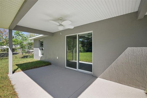 House in Ocala, Florida 3 bedrooms, 134.99 sq.m. № 1901988 - photo 13