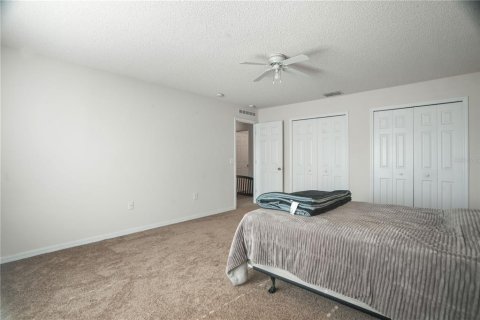 House in Spring Hill, Florida 4 bedrooms, 260.13 sq.m. № 1721907 - photo 20