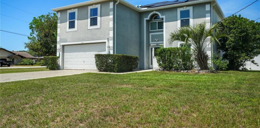 Villa ou maison à Spring Hill, Floride 4 chambres, 260.13 m2 № 1721907