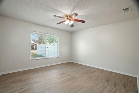 House in Spring Hill, Florida 4 bedrooms, 260.13 sq.m. № 1721907 - photo 11