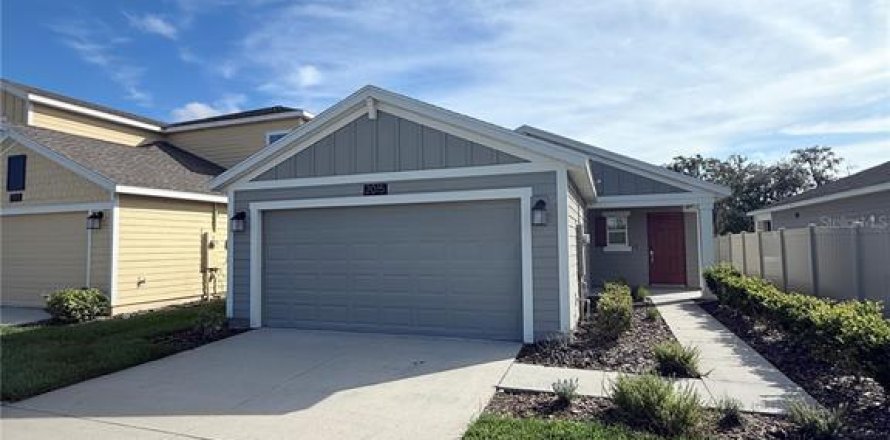 Casa en Kissimmee, Florida 3 dormitorios, 117.06 m2 № 1900672