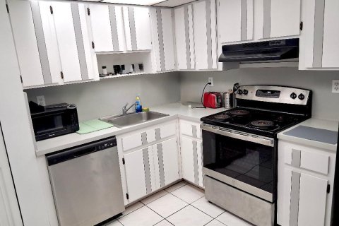 Condominio en venta en Miami Beach, Florida, 1 dormitorio, 72.84 m2 № 2146306 - foto 13