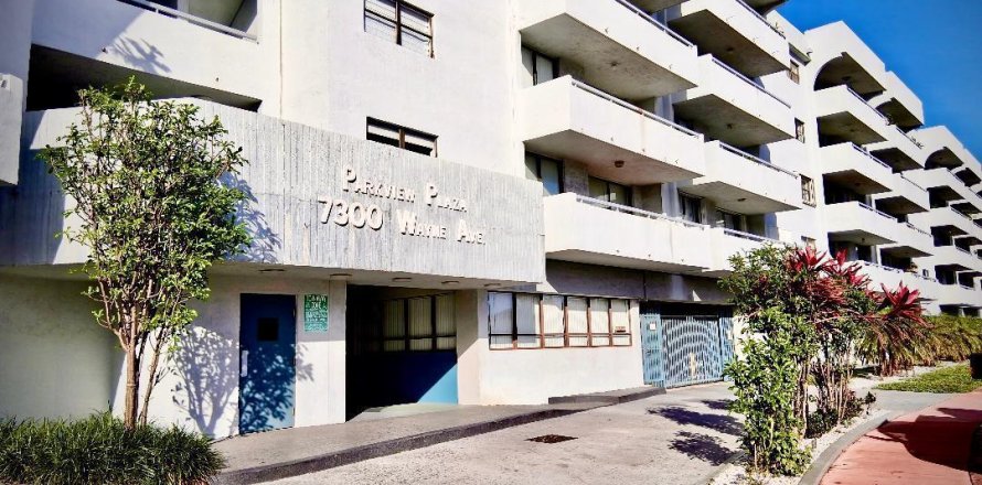 Condominio en Miami Beach, Florida, 1 dormitorio  № 2146306