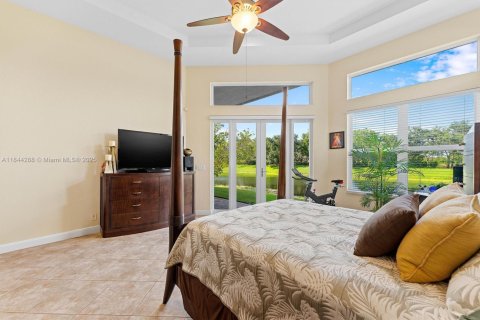 House in Parkland, Florida 5 bedrooms, 252.51 sq.m. № 1840884 - photo 14