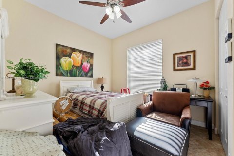 House in Parkland, Florida 5 bedrooms, 252.51 sq.m. № 1840884 - photo 20