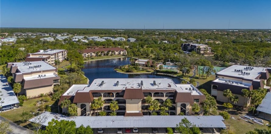Condominio en Punta Gorda, Florida, 2 dormitorios  № 2155993